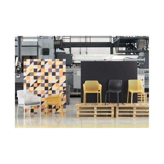 Plastová stolička BIT