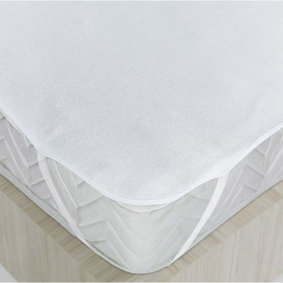 Chránič matraca s gumami v rohoch 90x200 2