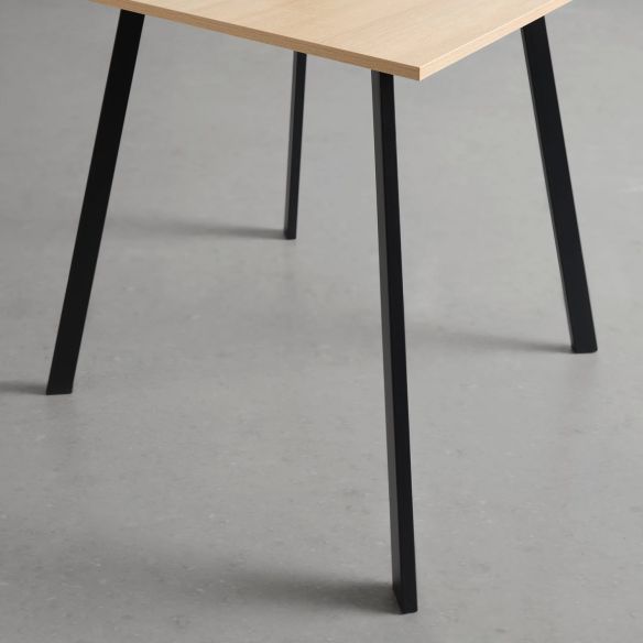 Jedálenský stôl 80x80 BERGEN dub